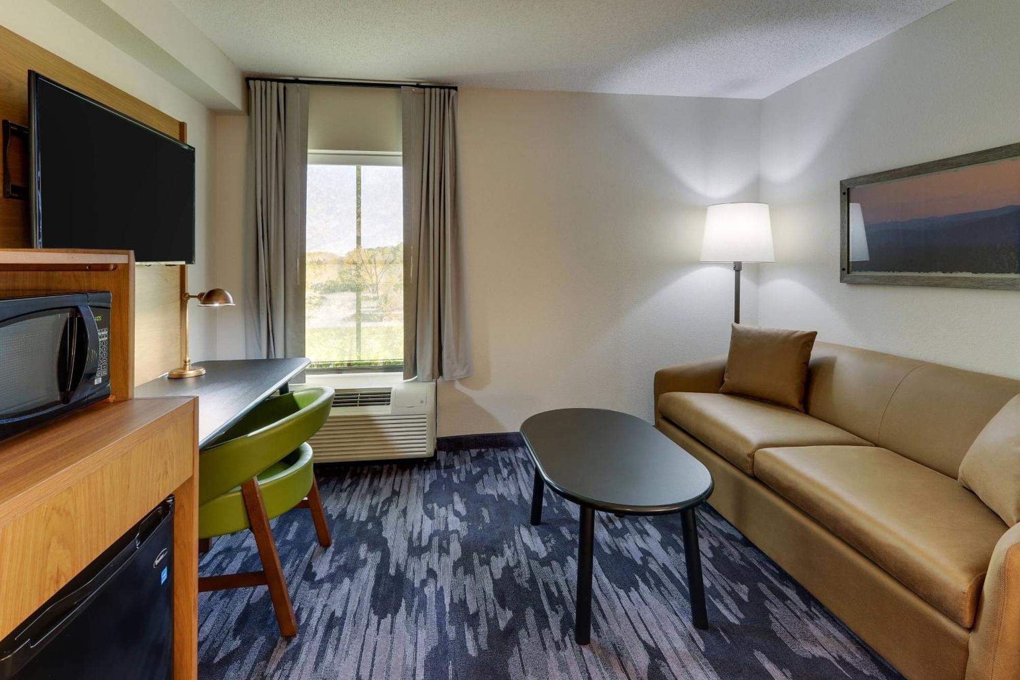 Fairfield Inn & Suites Southport Exteriör bild
